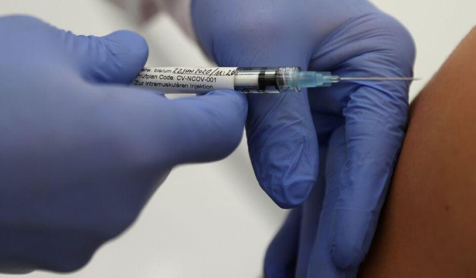 Deste total, 18% vão analisar a origem do imunizante antes de toma-lo