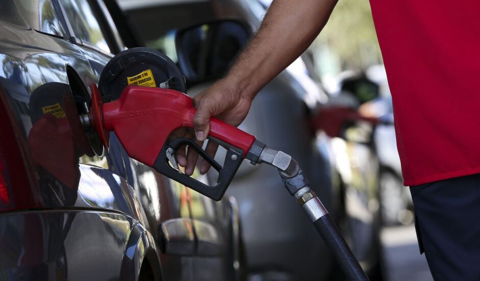 Variações no preço dos combustíveis são registradas pela Agência Nacional do Petróleo