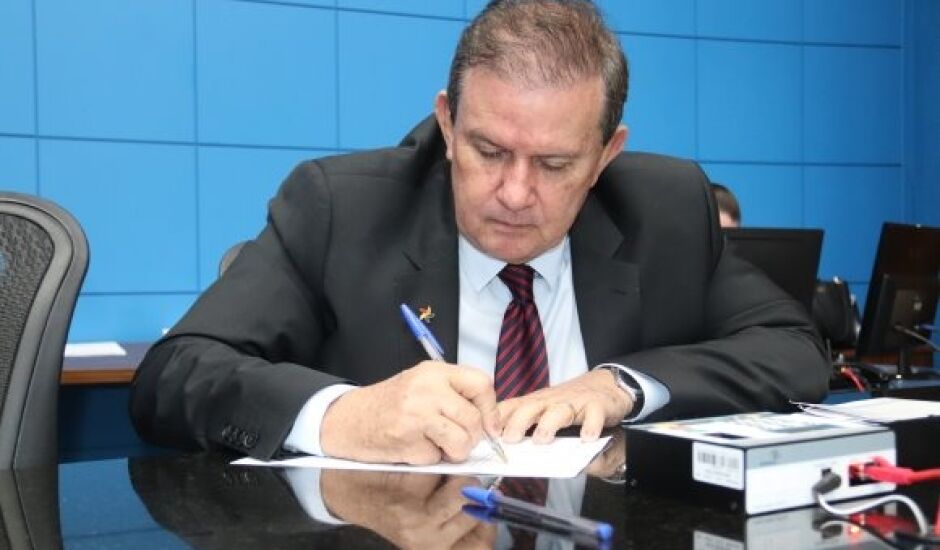 Eduardo Rocha assume presidência da Assembleia Legislativa