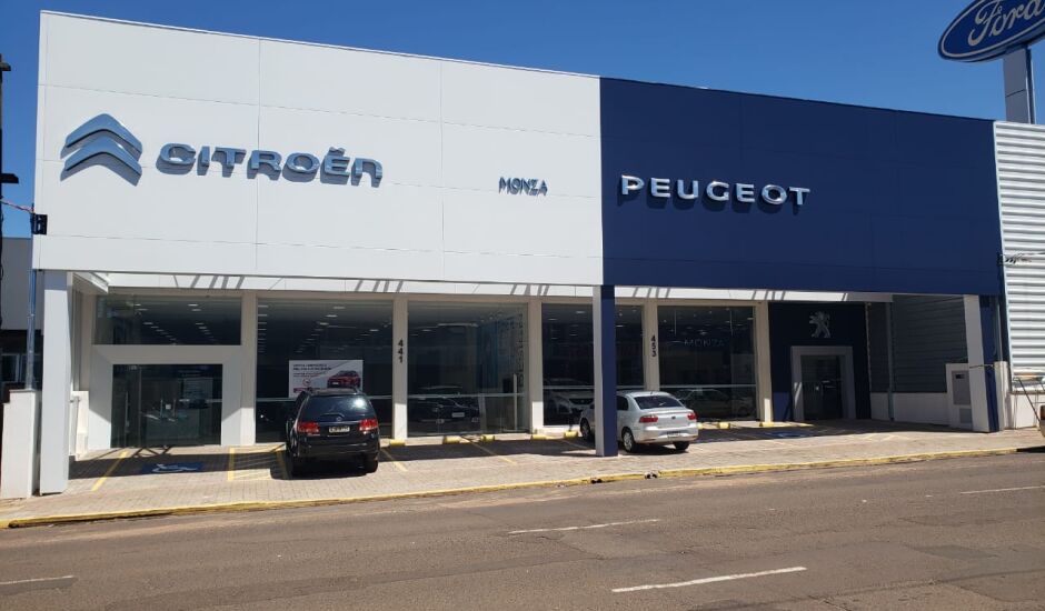 Peugeot e Citroen unem-se ao grupo com atendimento personalizado, ambiente amplo e com os principais lançamentos do mercado automobilístico