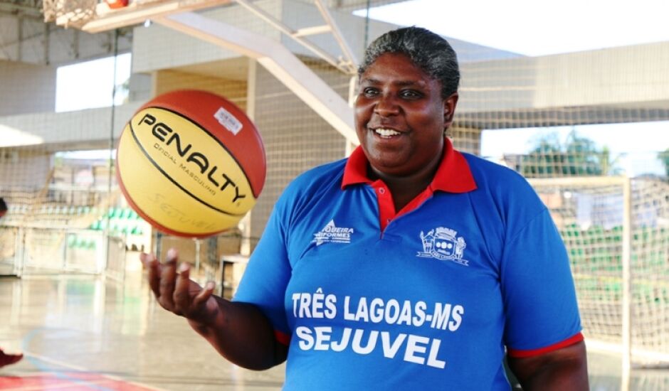 Ela foi campeã com a seleção brasileira em 1994 e estava internada desde o mês de março, em Três Lagoas