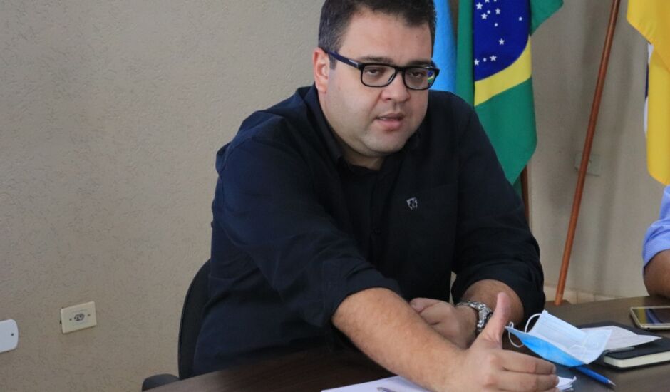 Prefeito Alan Guedes comemorou nota do município