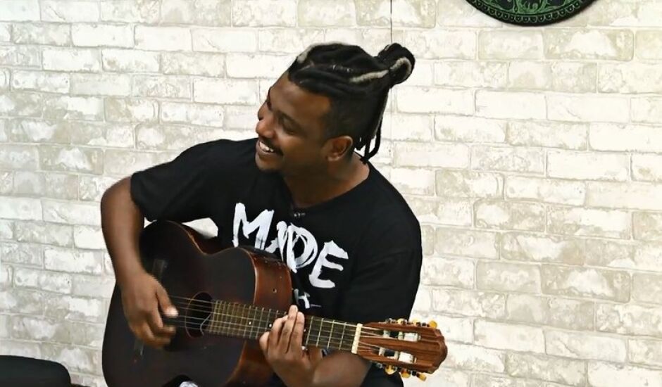 A morte do cantor gerou comoção na cidade e acusado declarou à polícia ter se arrependido
