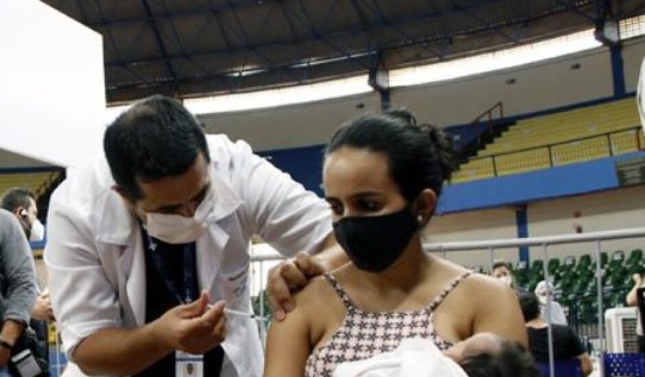 Mato Grosso do Sul aplicou a primeira dose da vacina contra Covid em 6.033 gestantes e puérperas, e 8 oito com a segunda dose