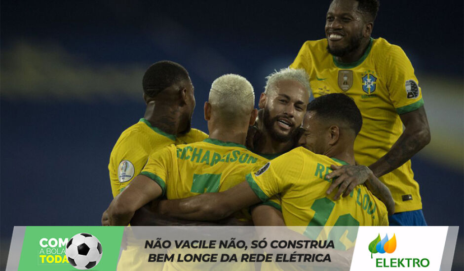 Alex Sandro, Neymar, Everton Ribeiro e Richarlison marcam