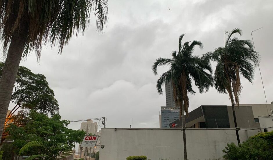 Campo Grande pode registrar 20mm de chuva hoje