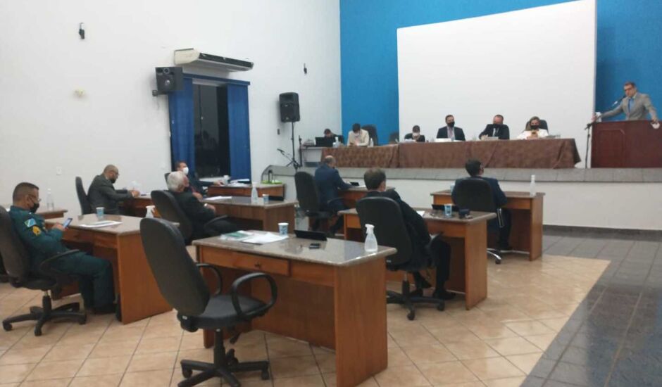 Os vereadores de Paranaíba estiveram reunidos na segunda-feira (2) após 15 dias de recesso.