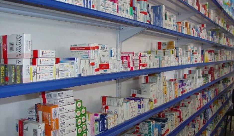 Medicamentos continuarão sendo fornecidos pelo Estado, apenas a distribuição será do município 