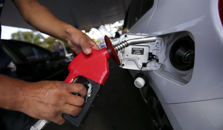 MS tem a menor alíquota de impostos sobre combustíveis do centro-oeste, revela levantamento