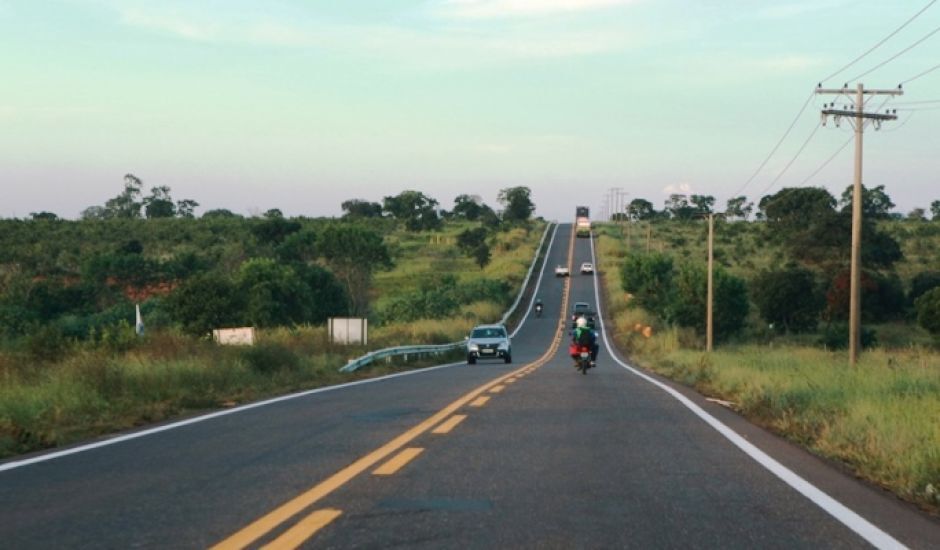 Rodovia corta Mato Grosso do Sul de leste a oeste.