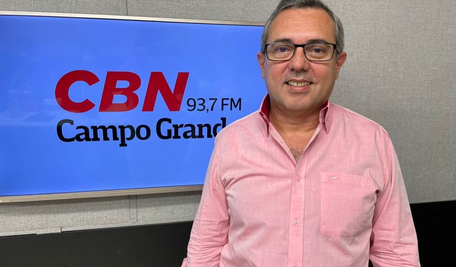 Edir Viégas, jornalista e colunista da CBN Campo Grande