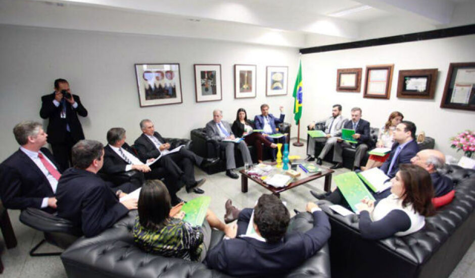 Reunião recente entre bancada de MS em Brasília e integrantes do Executivo estadual