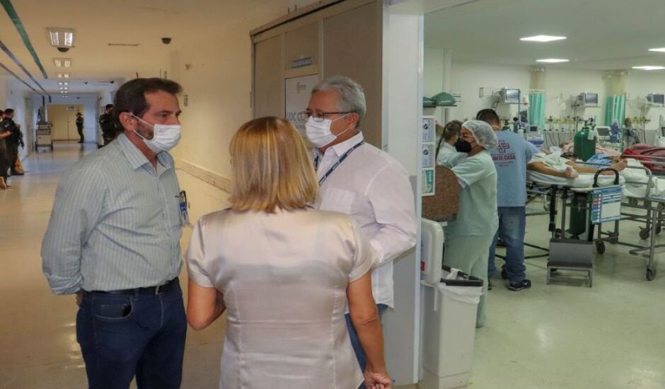Parte da equipe do gabinete de Segurança Institucional da Presidência vistoriou as instalações do hospital, na terça-feira (28).