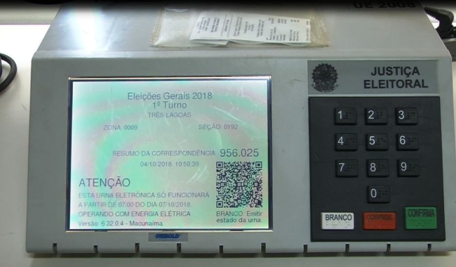 Especialistas garantem que as urnas eletrônicas usadas nas eleições brasileiras são seguras