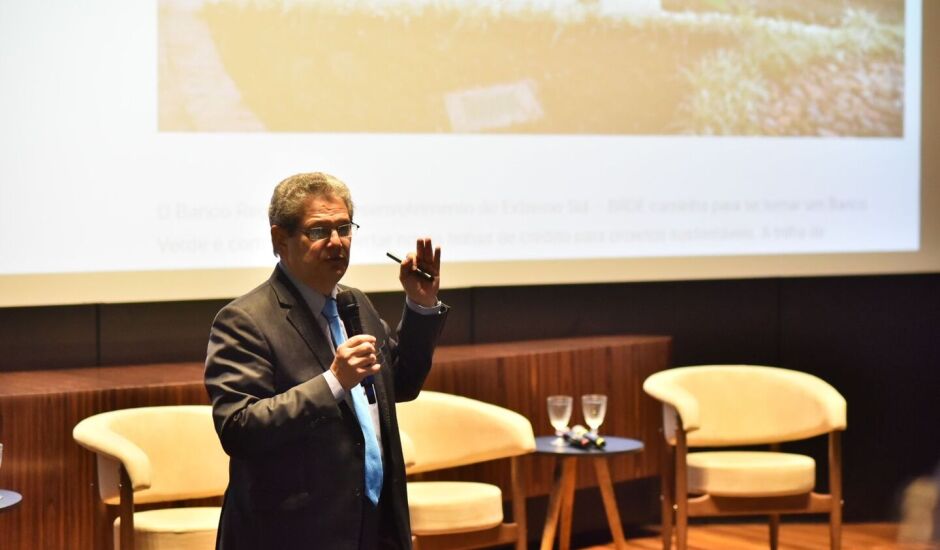 Silvio Barros foi um dos palestrantes no 1&ordm; Fórum RCN de Sustentabilidade