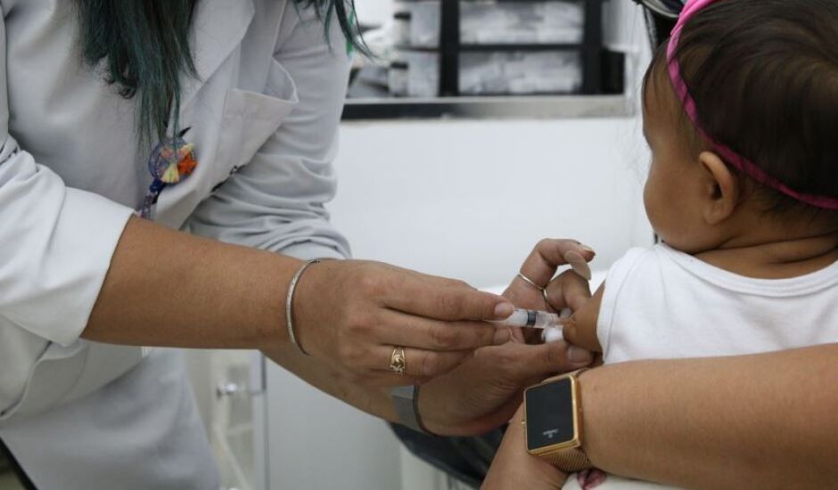 Desde janeiro, a vacina contra a Covid-19 faz parte do Programa Nacional de Imunizações.