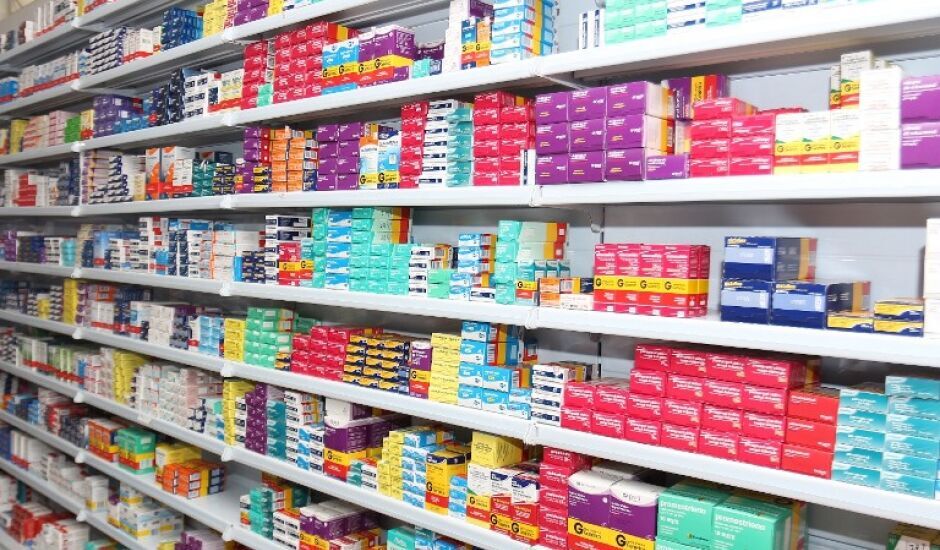 Em Três Lagoas, 13 farmácias devem distribuir absorventes gratuitos.