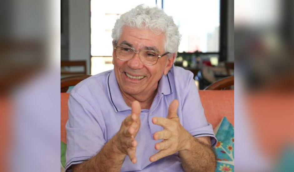 Paulo Cabral era associado do Instituto Histórico e Geográfico de Mato Grosso do Sul por mais de 30 anos e chegou a presidir a instituição. 