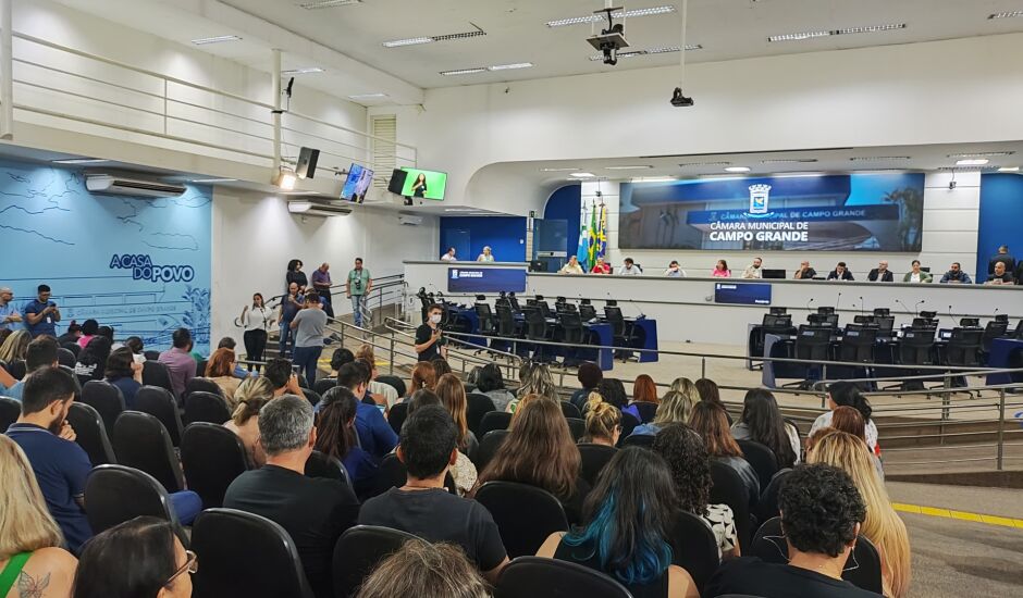 Audiência pública foi realizada nesta segunda-feira (26) Câmara Municipal de Campo Grande