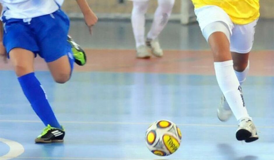 Começou nesta sexta-feira (24), o Campeonato Municipal de Futsal Masculino Série A e B da Sejuvel.