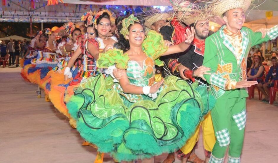 Dança popular no Brasil "quadrilha junina" agora é reconhecida e protegida por lei.