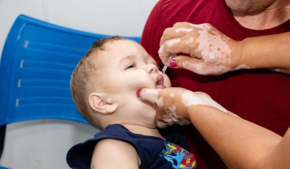 Vacinação é segura, eficaz e é o meio mais eficiente de manter doenças imunopreveníveis longe das crianças.