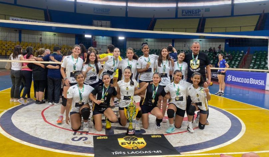 Equipes de Três Lagoas sub-15 é campeã e sub-17 vice-campeã na Copa Estadual Pantanal de Vôlei Feminino, em Campo Grande.