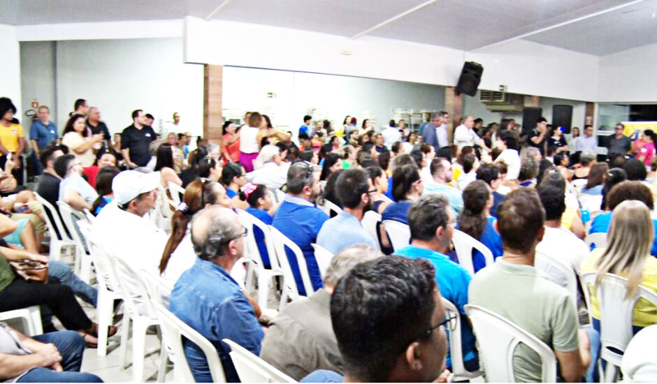 Convenções devem ser realizadas até 5 de agosto.