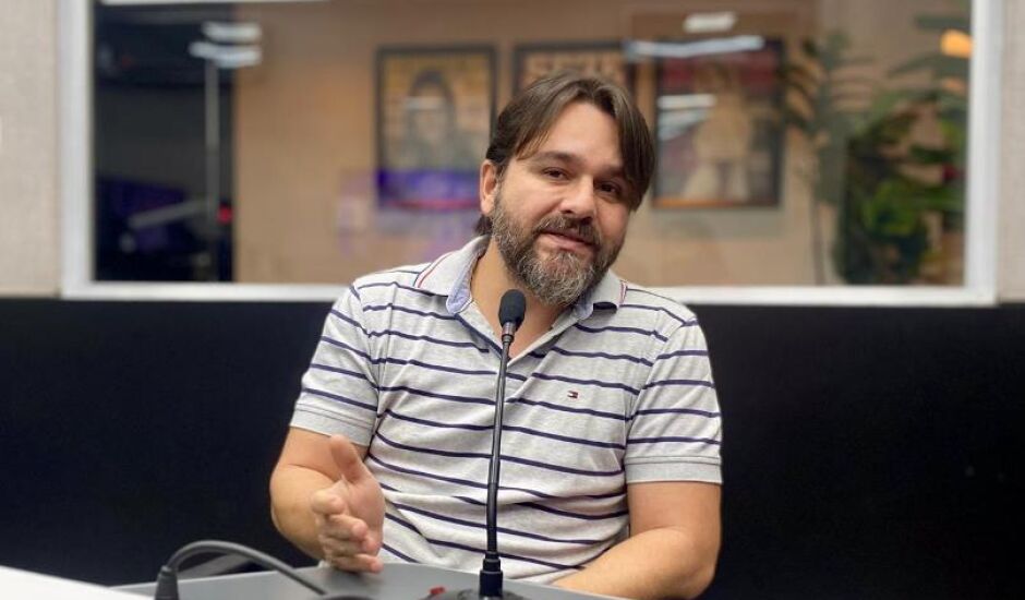 Médio Rodrigo Gato orienta sobre cuidados no período de clima seco e baixa umidade do ar.