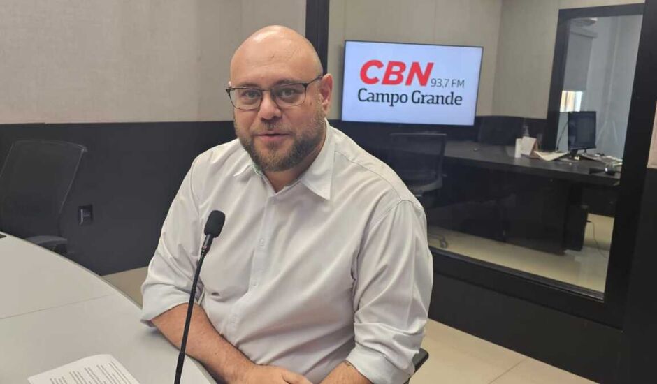 Raphael Mandu, da Jooy Incorporadora, durante entrevista à rádio CBN Campo Grande