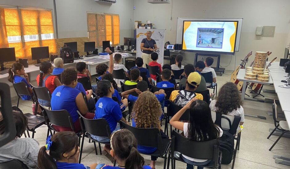 Participam alunos da Escola Municipal Gentil Rodrigues Montalvão, em Três Lagoas.