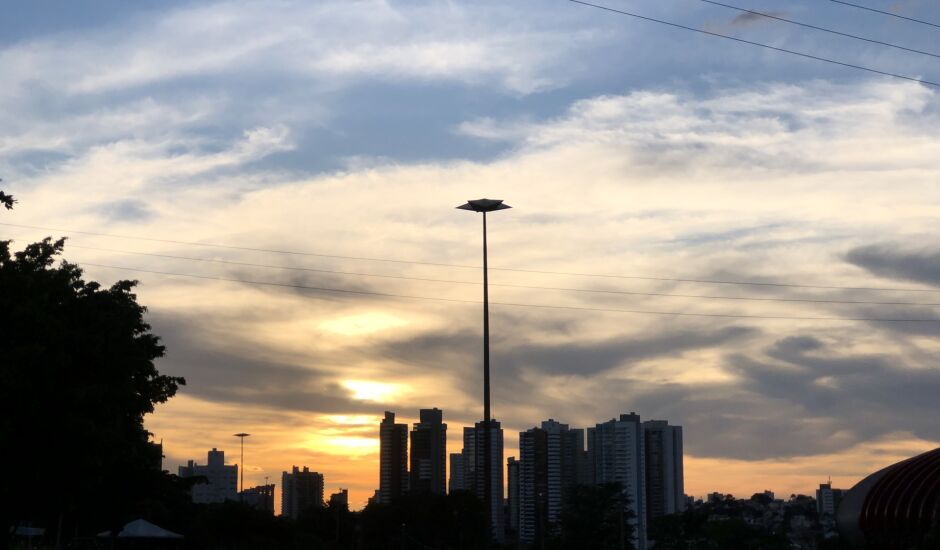 Nesta terça-feira (27) em Campo Grande, a mínima prevista é de 15°C e a máxima de 29°C