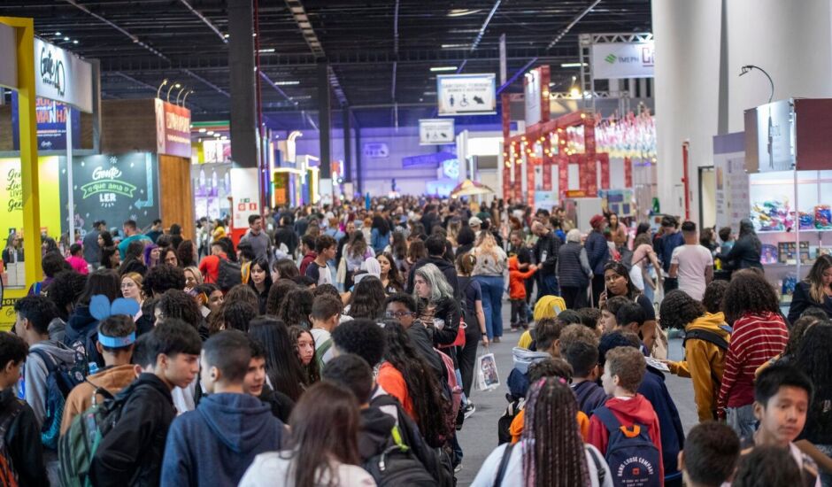 Com mais de 600 mil visitantes e a participação de 700 autores nacionais e internacionais, o evento marcou a cena literária 