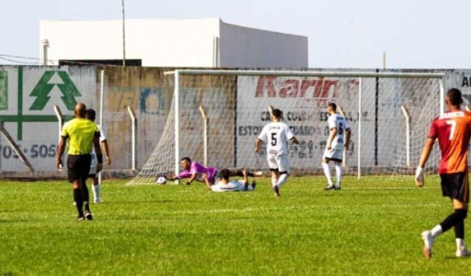 Misto Futebol Clube de Três Lagoas sem patrocinador time não disputará série B.