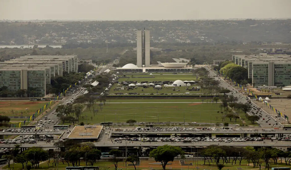 O volume das dívidas levanta preocupações sobre a sustentabilidade das contas públicas no longo prazo