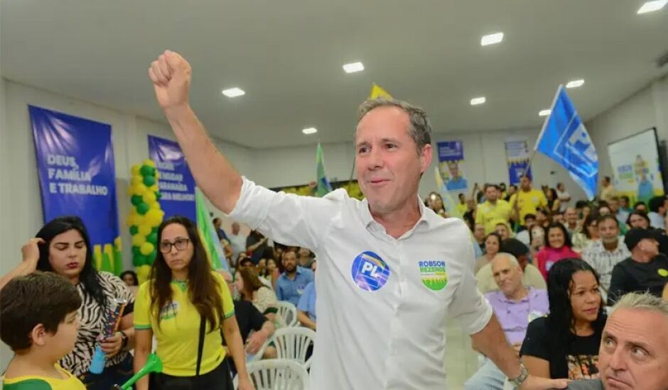 Robson Queiroz de Resende (PL) abre nesta quarta-feira (11) a rodada de entrevistas com os candidatos à Prefeitura Municipal