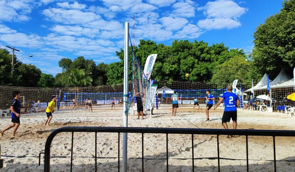 Evento contará com oficinas de beach tennis, futevôlei, vôlei de praia e diversas atividades de lazer