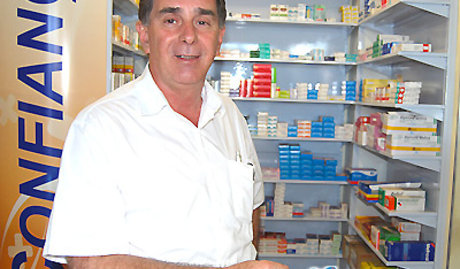 O farmacêutico Olentino garante que as farmácias da Cidade têm profissionais responsáveis