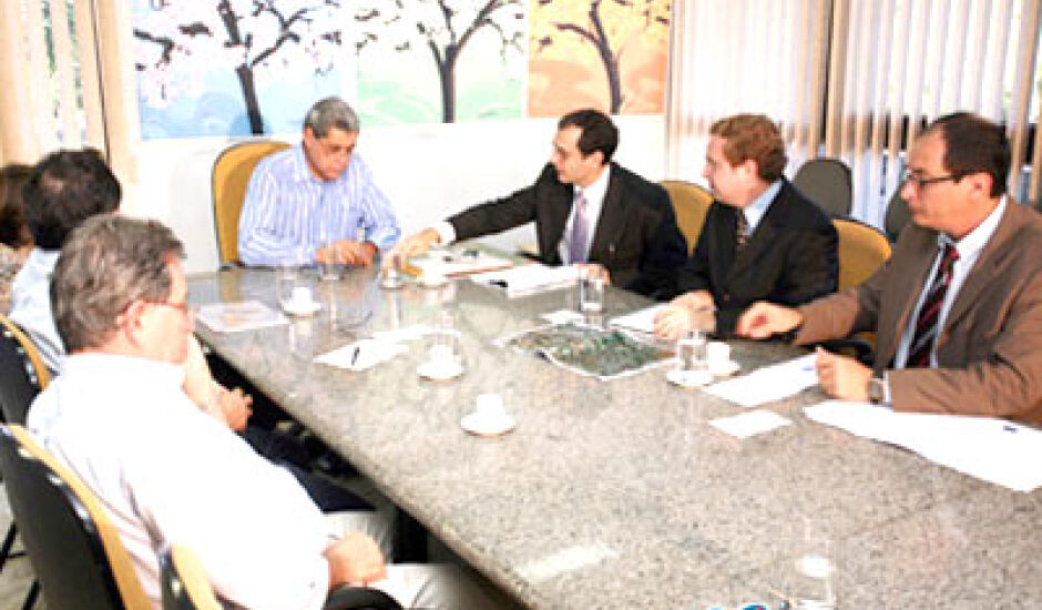 Reunião do governador com representantes das empresas de transmissão de energia