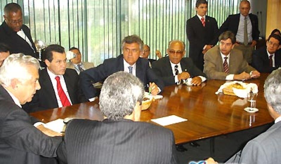 Deputados e governadores do Centro Oeste acompanharam na Câmara dos Deputados a votação que recriou a Sudeco