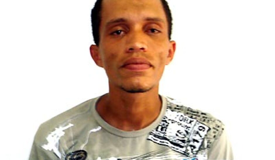 Caio Murilo Pereira Dias, 26 anos, executado com um tiro a queima roupa, na cabeça