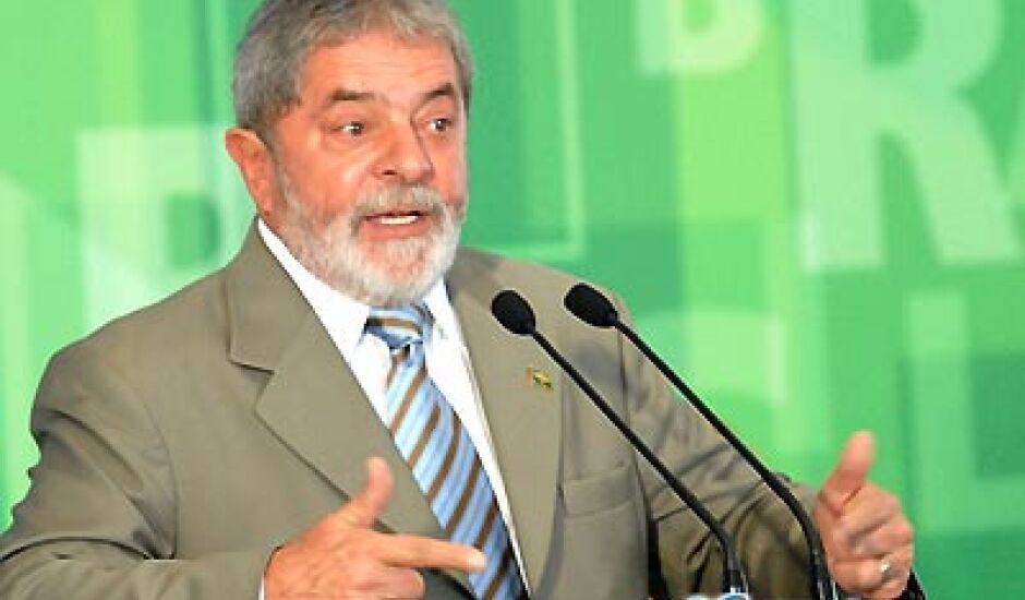 Presidente Luiz Inácio Lula da Silva sancionou as leis, quando em férias, na ilha Fernando de Noronha