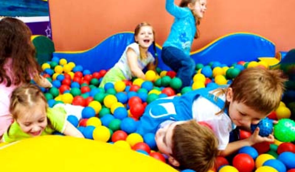 Atividades lúdicas para crianças fazem parte das atividades dos Jogos do Sesc