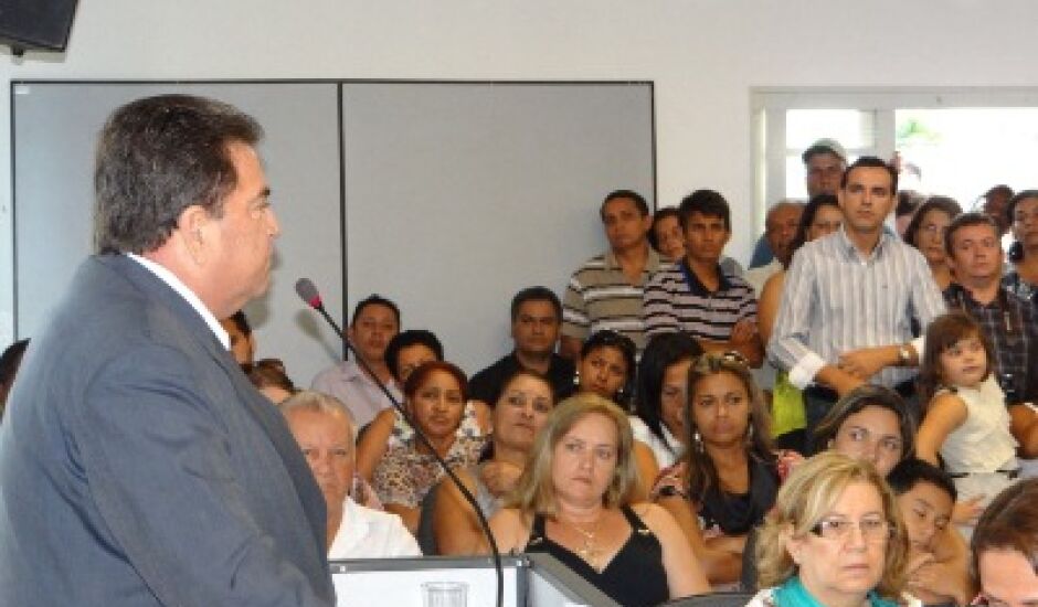 Após posse, Cacildo Pereira discursa no plenário da Câmara de Santa Rita
