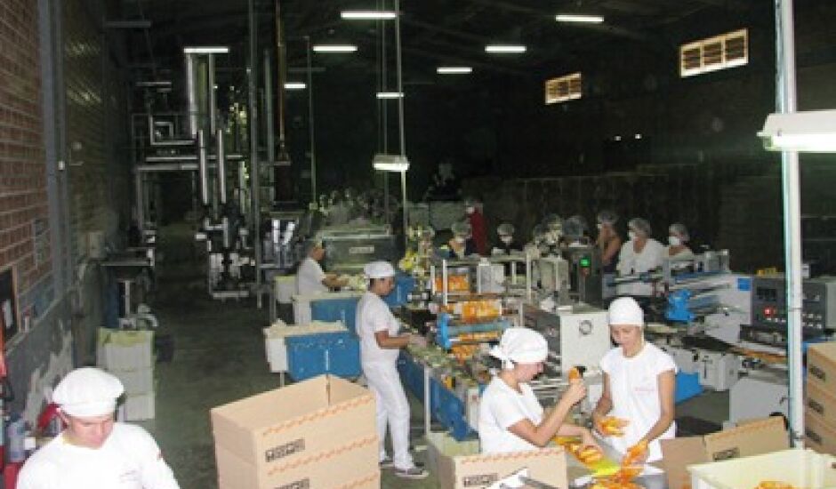 Média salarial da indústria três-lagoense é de R$ 1,6 mil