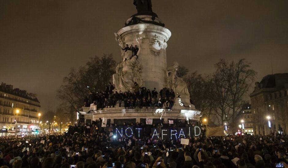 A Praça da República foi palco de uma marcha  que reuniu milhares de franceses, em repúdio ao atentado e solidariedade às vítimas do ao Charlie Hebdo