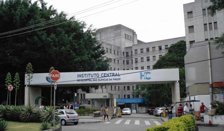 Criança passou por atendimento especializado no Hospital das Clínicas, em São Paulo