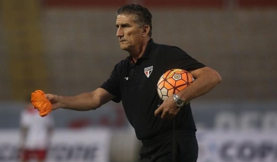 O técnico argentino, Edgardo Bauza é aposta do São Paulo para a conquista da Libertadores
