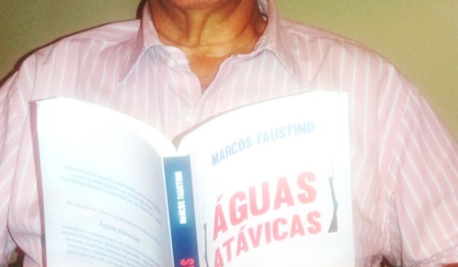 Escritor paranaibens, Marcos Faustino prepara nova obra