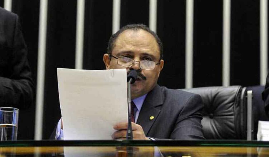 Waldir Maranhão atendeu a pedido do governo e anulou processo